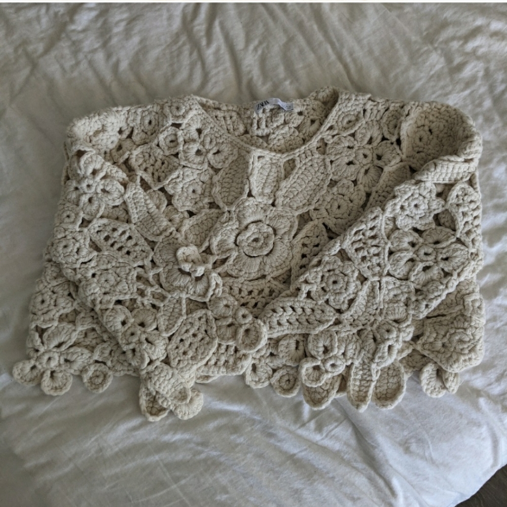 Zara Crochet top - Picture 4 of 11